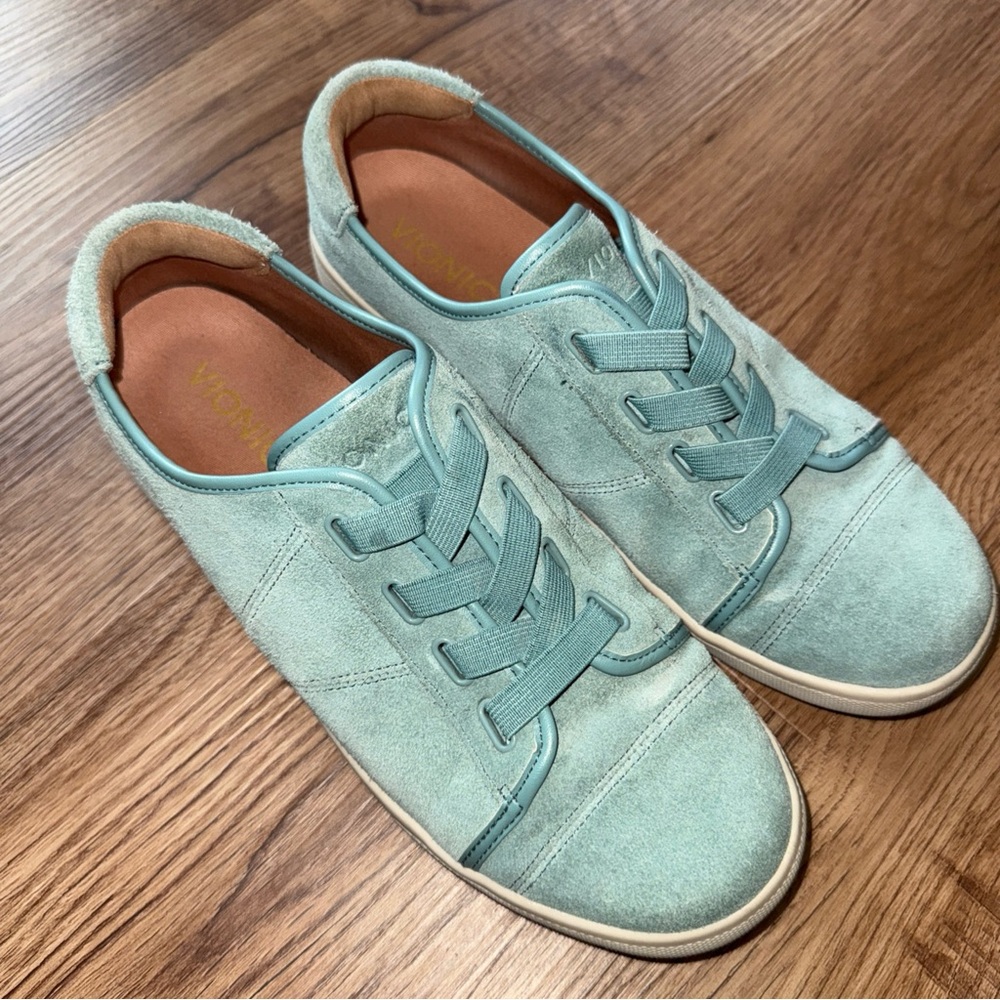 Vionic Women’s  Orthaheel Jean Suede Mineral Teal Sneakers Size 8